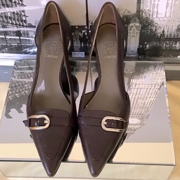 Circa Joan & David 365 Pointed Toe Kitten Heel - Picture 4 of 7